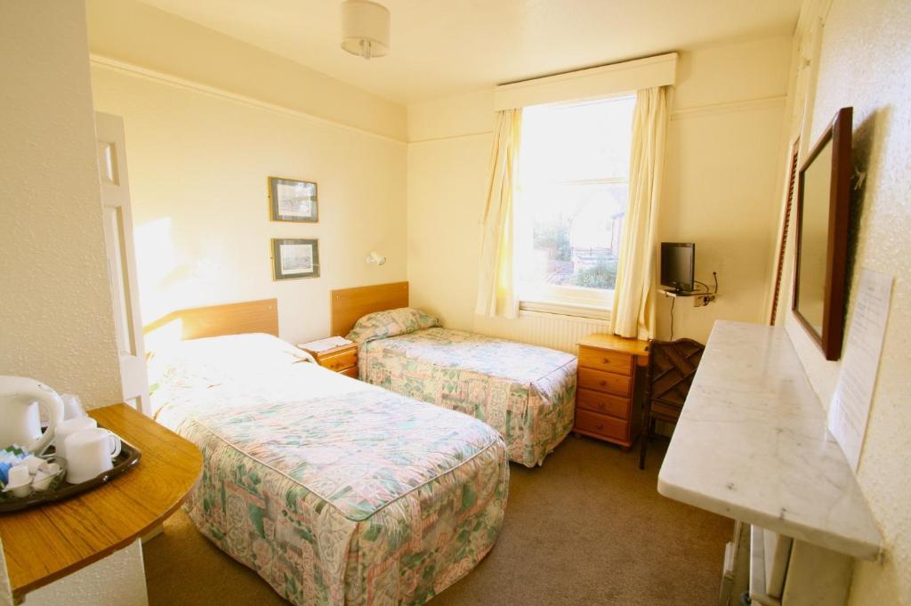 Awentsbury Hotel Near Birmingham University الغرفة الصورة